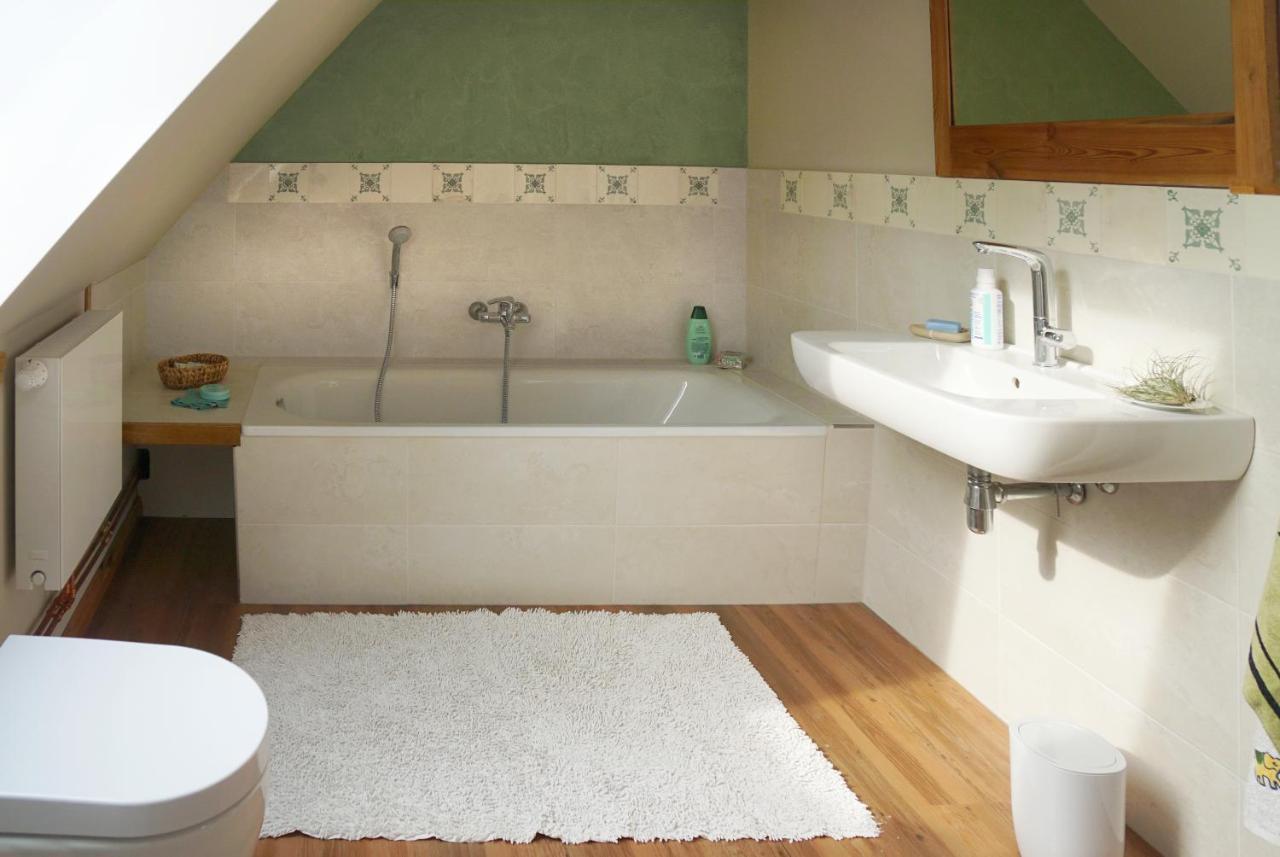 Gaestehaus Kibbel Bosau ภายนอก รูปภาพ