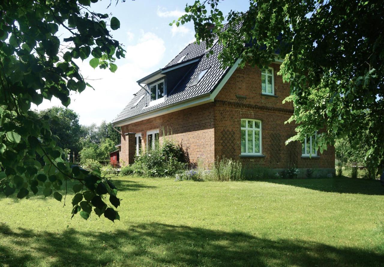 Gaestehaus Kibbel Bosau ภายนอก รูปภาพ